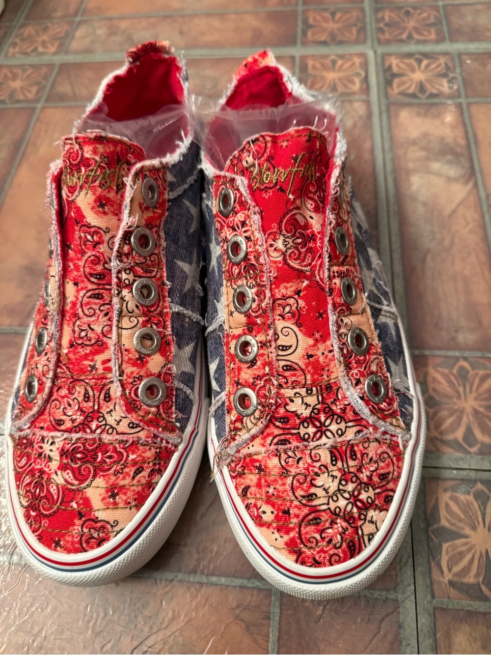 Paisley Red Slip-On Canvas Sneakers with Star Panel Accent